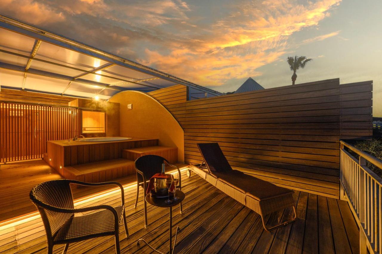 Resort Hotel Moana Coast Naruto  Esterno foto
